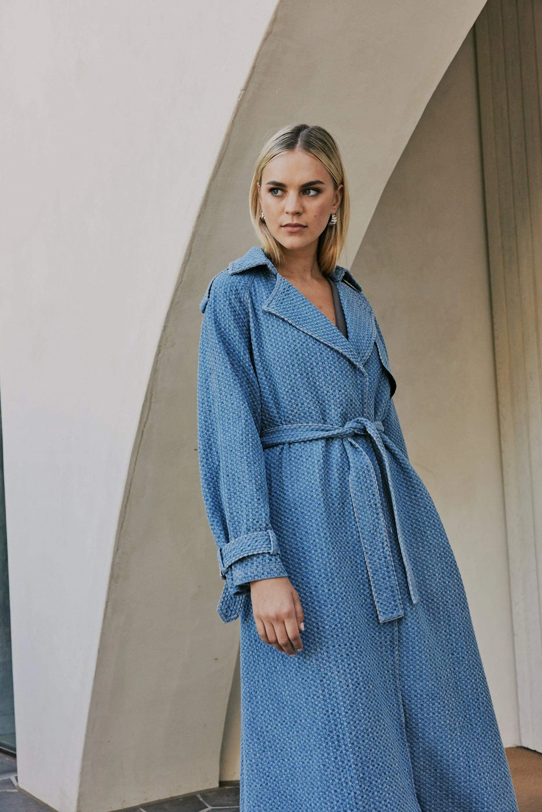 CURAAE Aurora Long Denim Textured Tie Trench