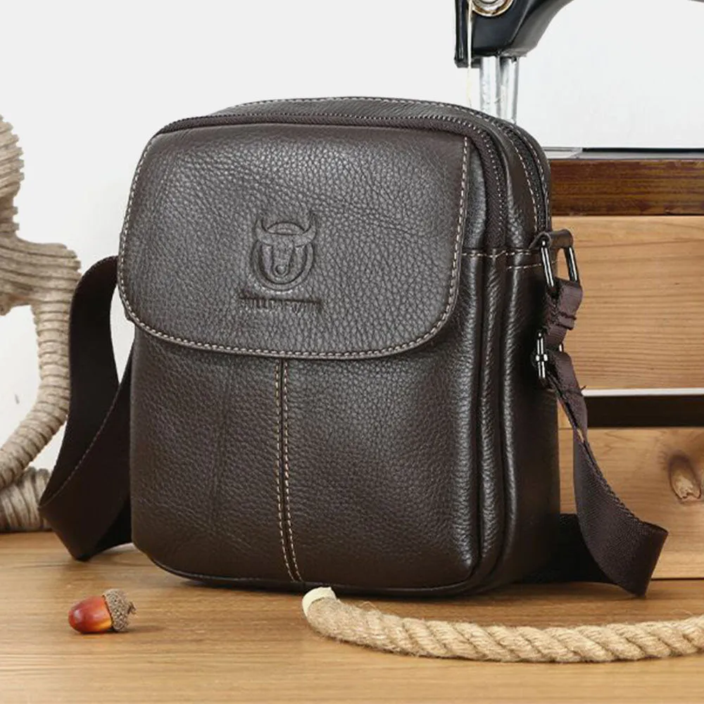 First Layer Cowhide Retro Large Capacity Shoulder Bag For Men