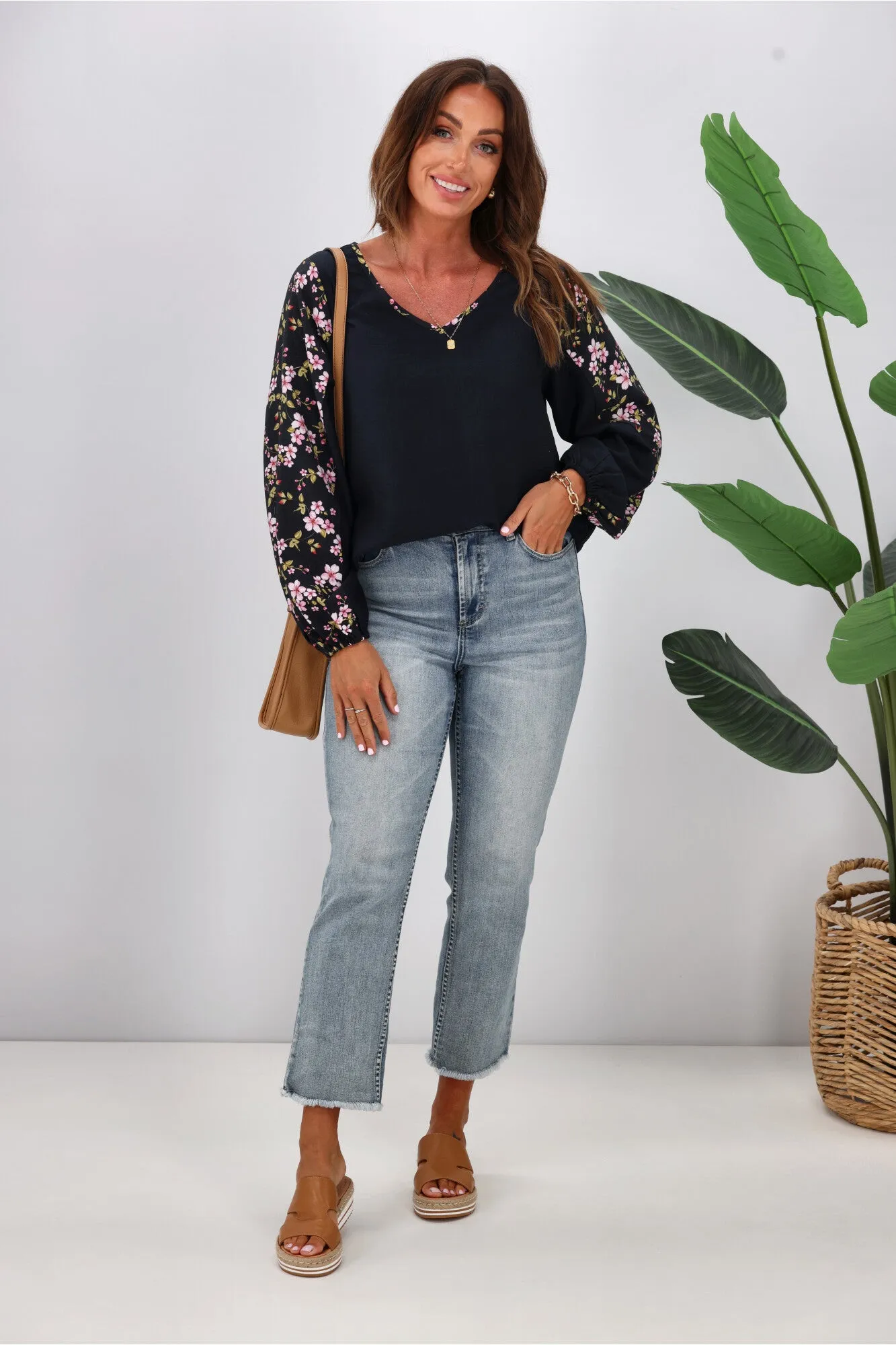 Gloss The Label Yara Split Sleeve Top Enchanted Floral