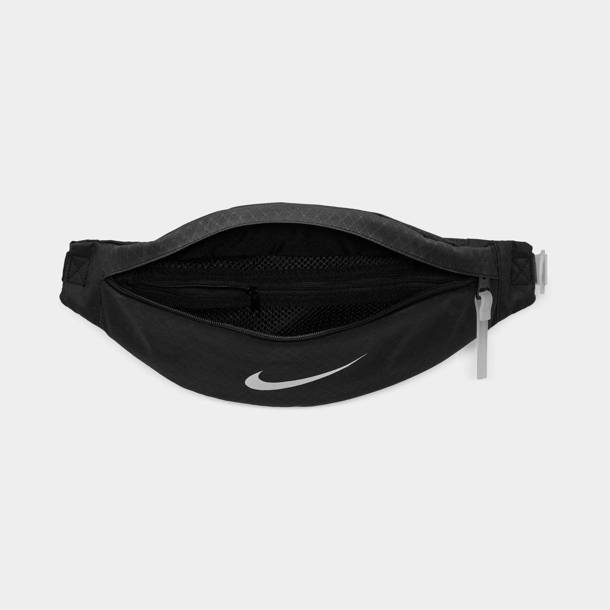 Nike Sportswear Heritage Winterized Waistpack Black / Black - Metallic Silver