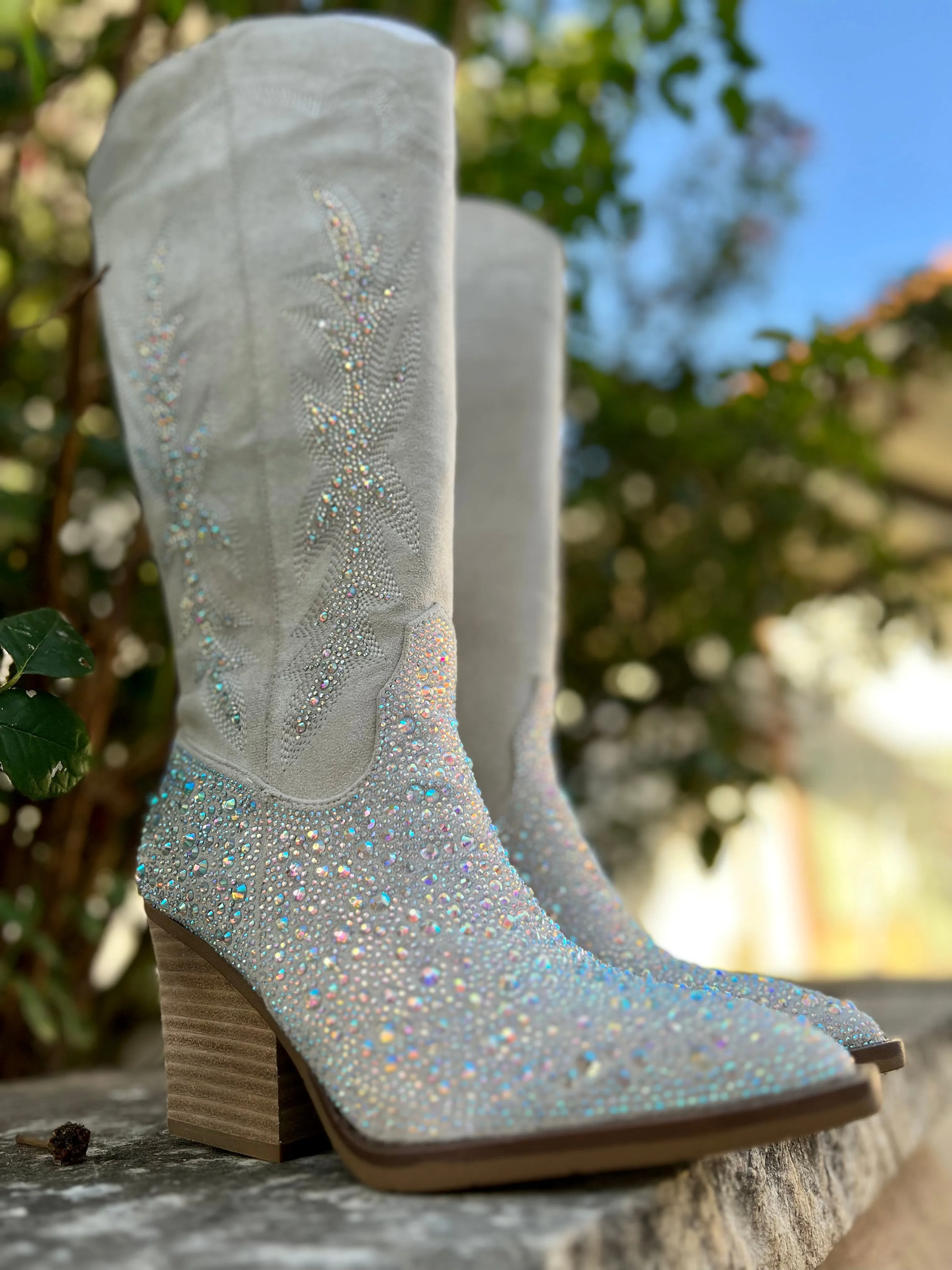 Very G Grey Rhinestone Western Style Boots*