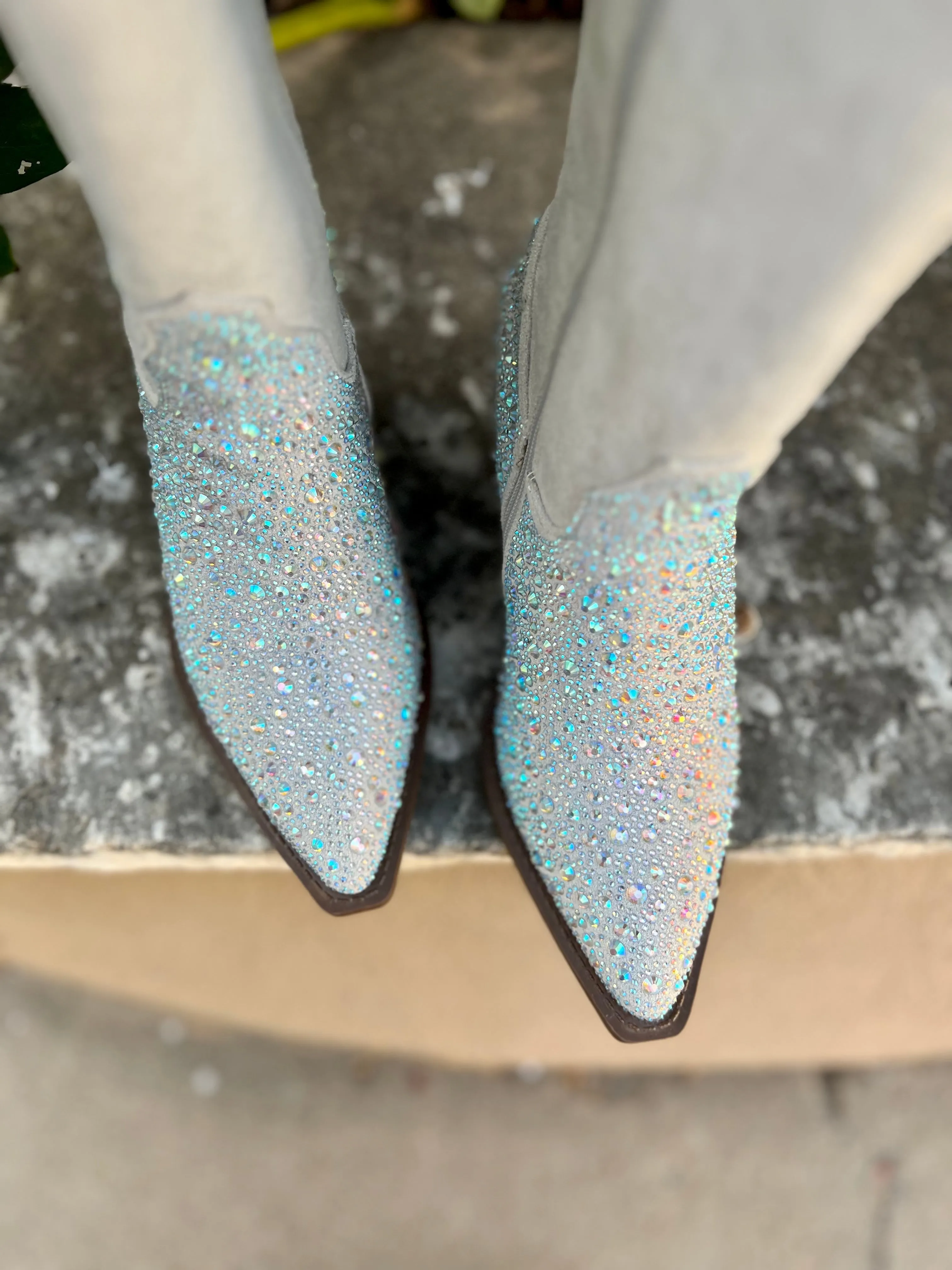 Very G Grey Rhinestone Western Style Boots*