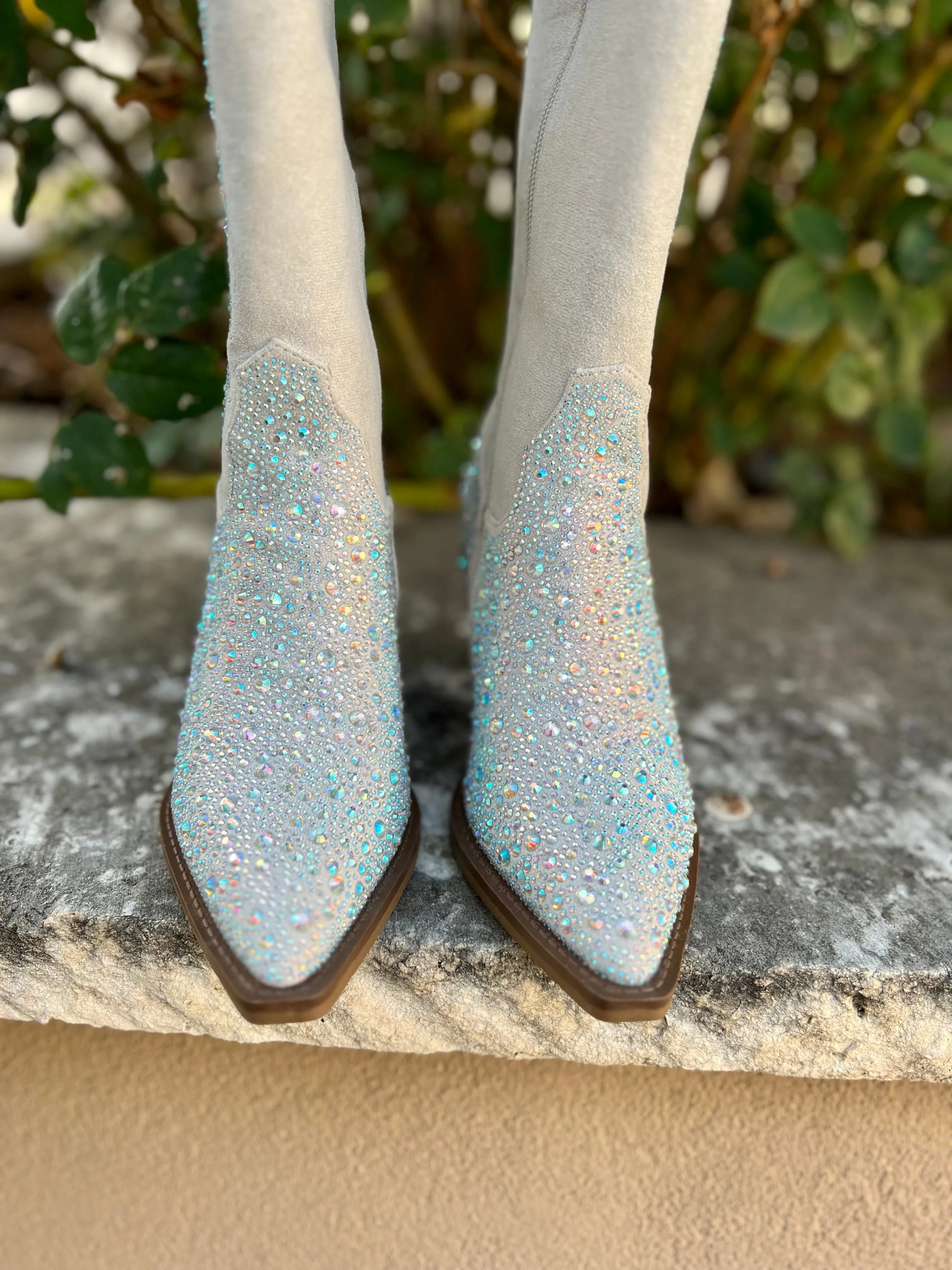 Very G Grey Rhinestone Western Style Boots*