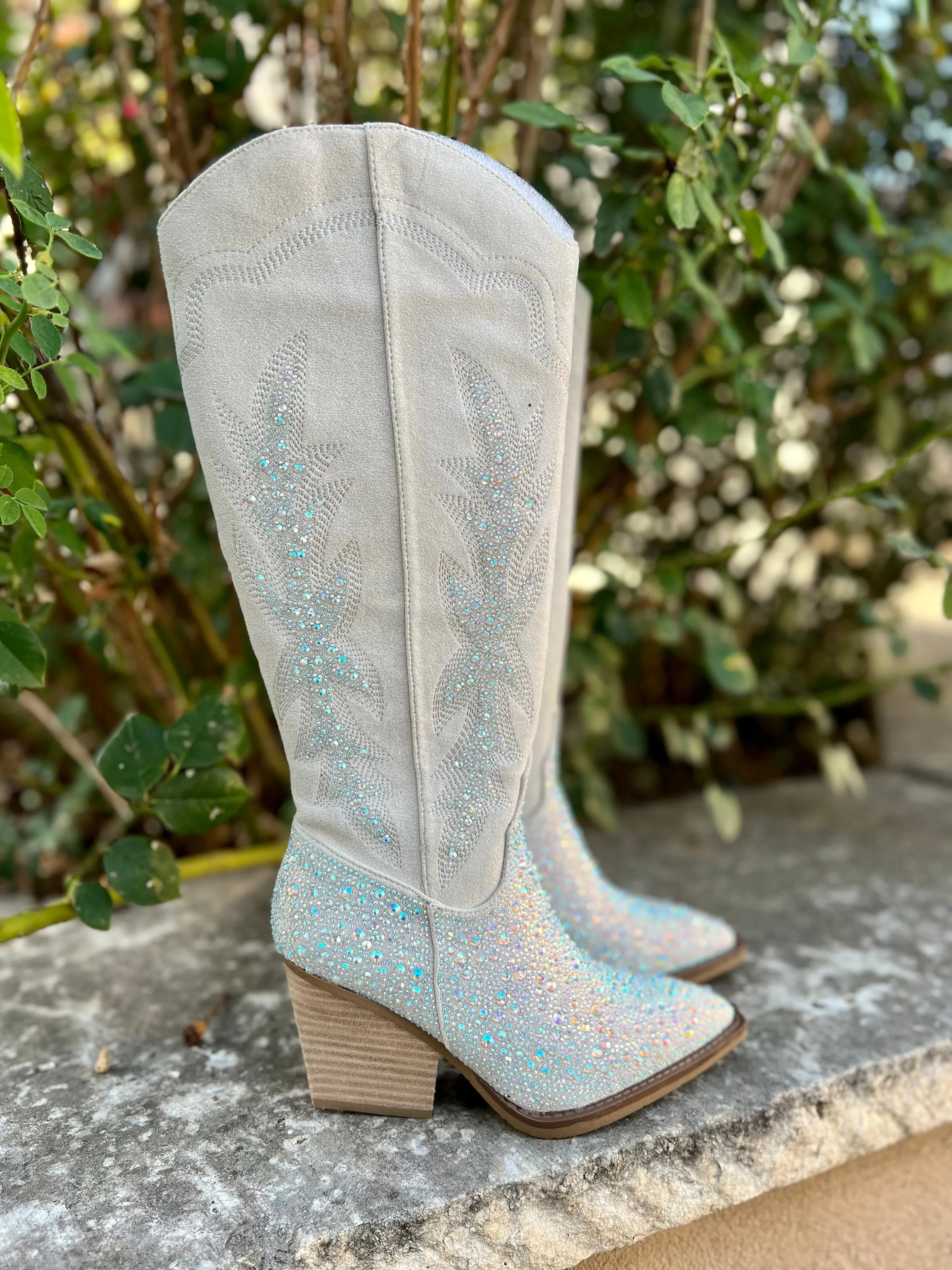 Very G Grey Rhinestone Western Style Boots*